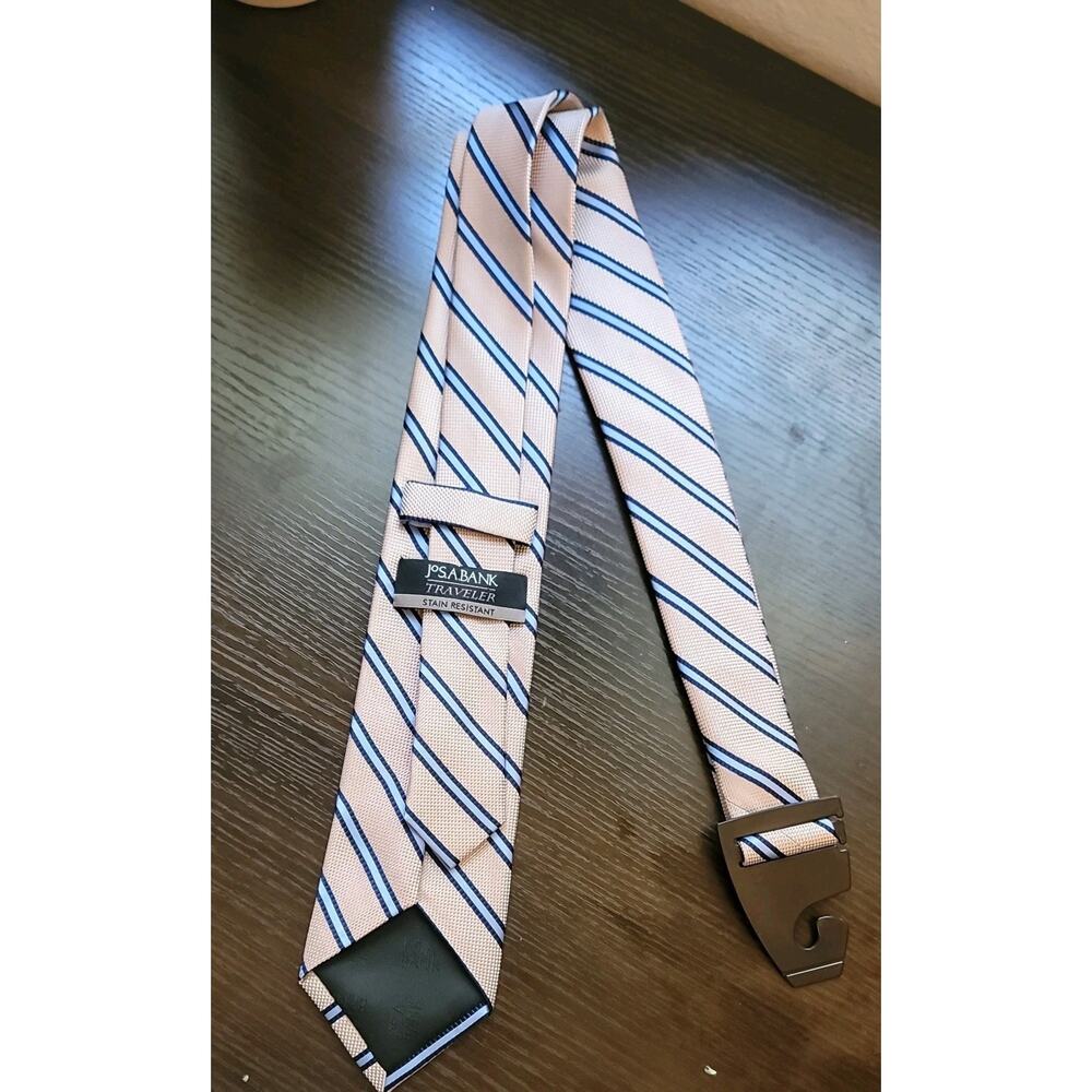 JOS. A. BANK Traveler Men's 100% Silk Necktie Designer Striped Blue/Tan EUC - Picture 3 of 7